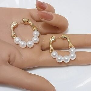 Gold Pearl Hoop Earrings